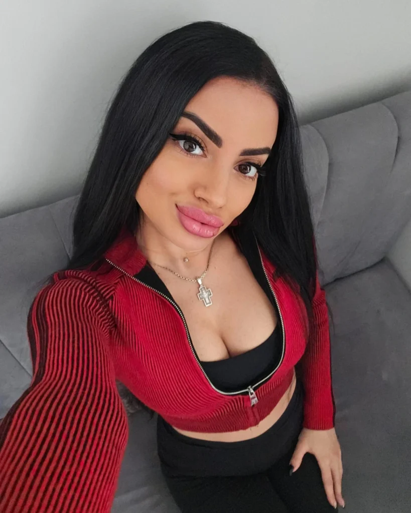alyonka_sergeeva_995_1738942351_3562829131034063056_7397518821