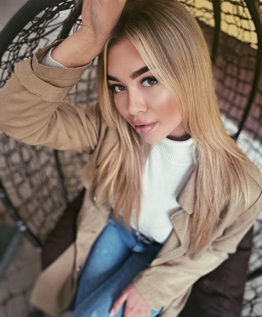_anna_batiuk_1603656438_2427968641822054676_8614158200