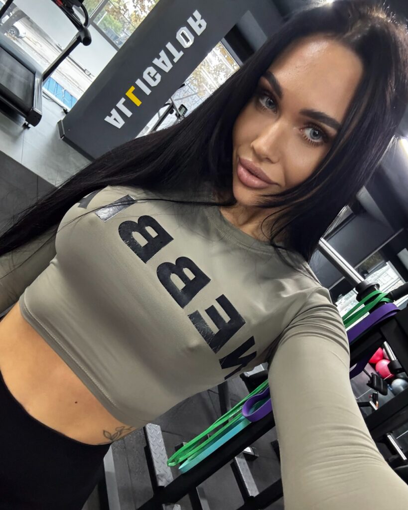 darinaloren_1745914867_3621318834355602353_1204188548