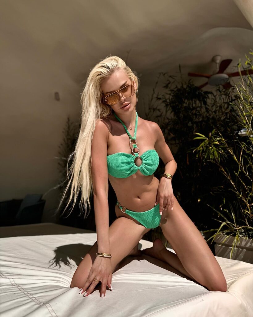 __dasha__one_1718307054_3389727712638837599_227462668