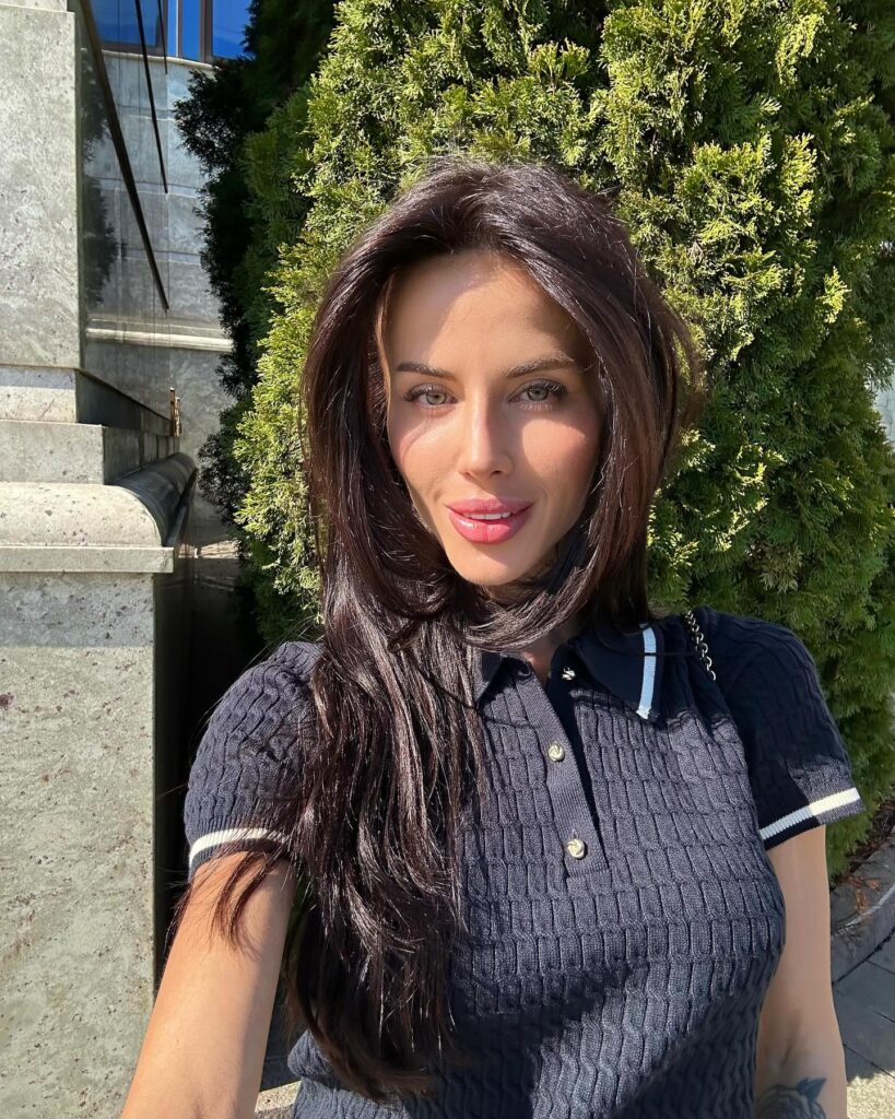diananik26_1743755475_3603204543521935558_324677381