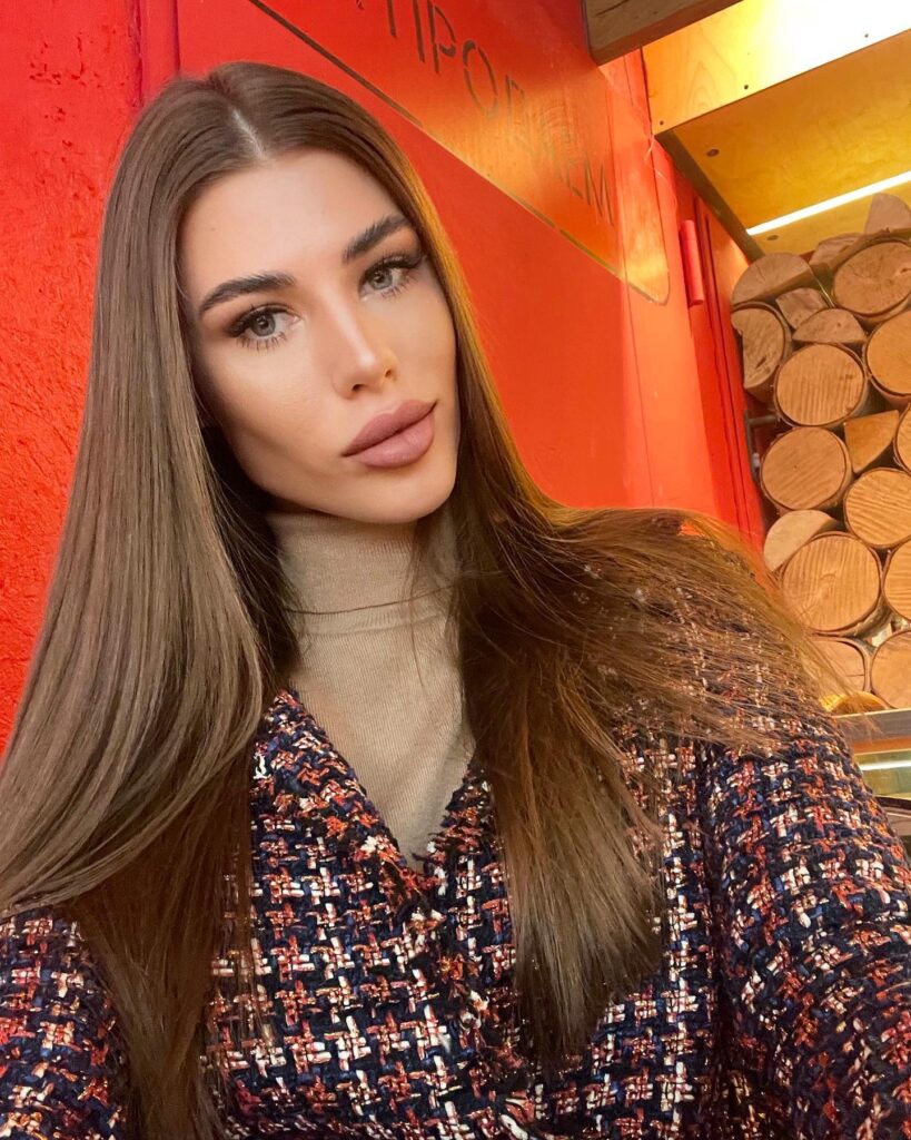ekaterina_kartashova-official_1612942775_2505868083408409195_1080788542