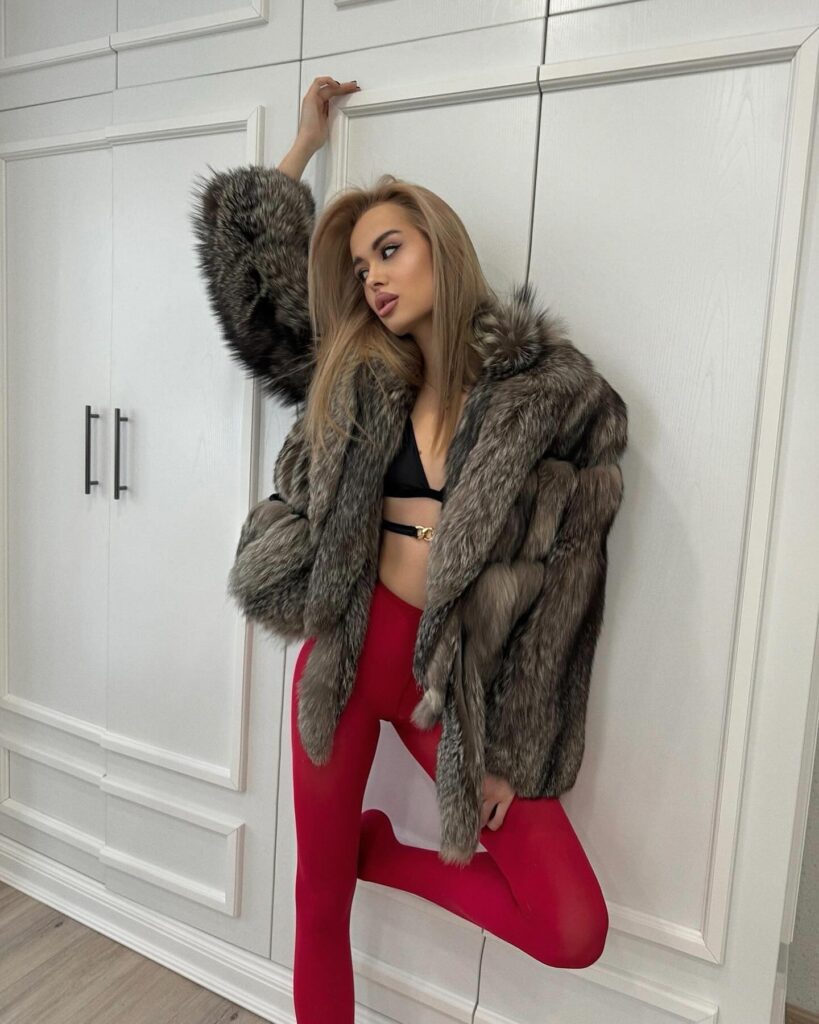 ilonashkira_1704462779_3273593515723193582_4173182813
