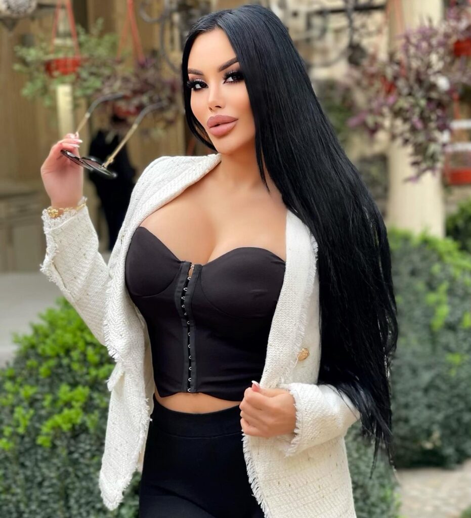 kamillashermuh_1638885671_2723492867525862376_528190490