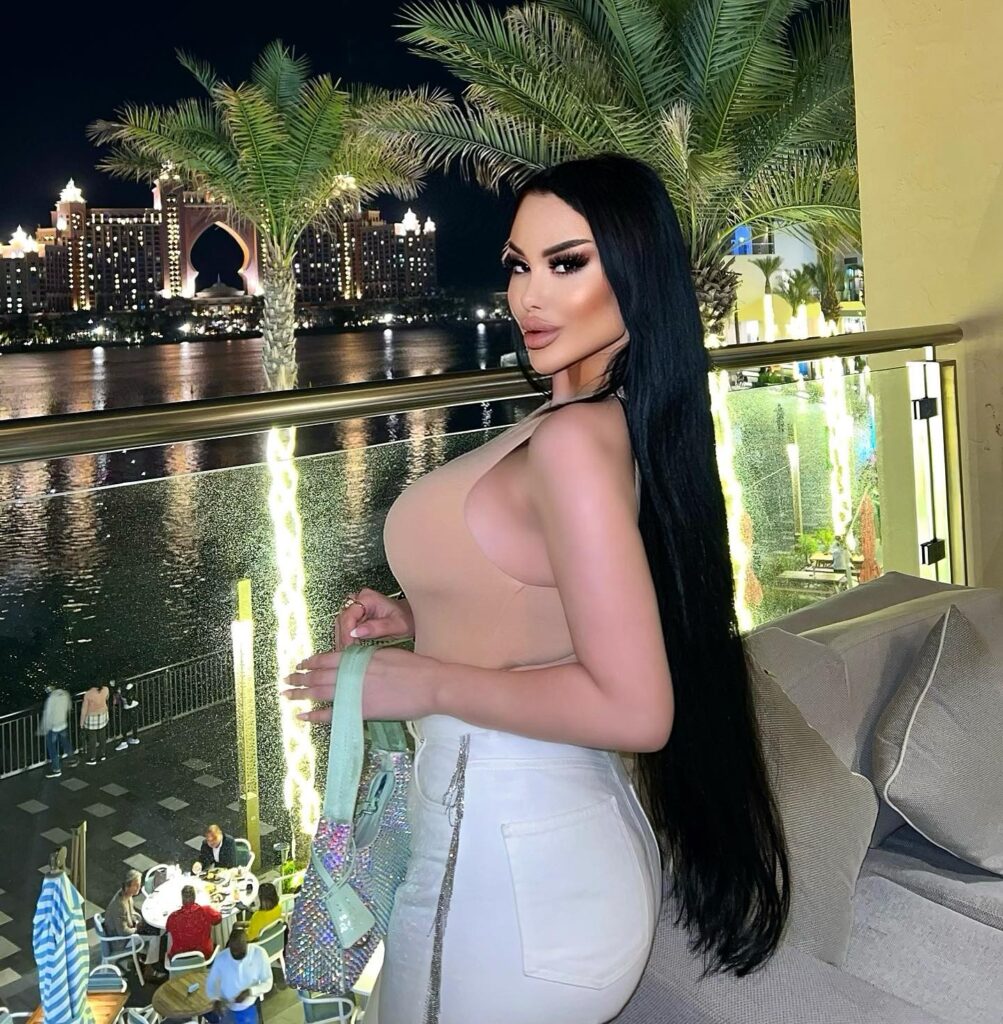 kamillashermuh_1642262454_2751819374668449044_528190490
