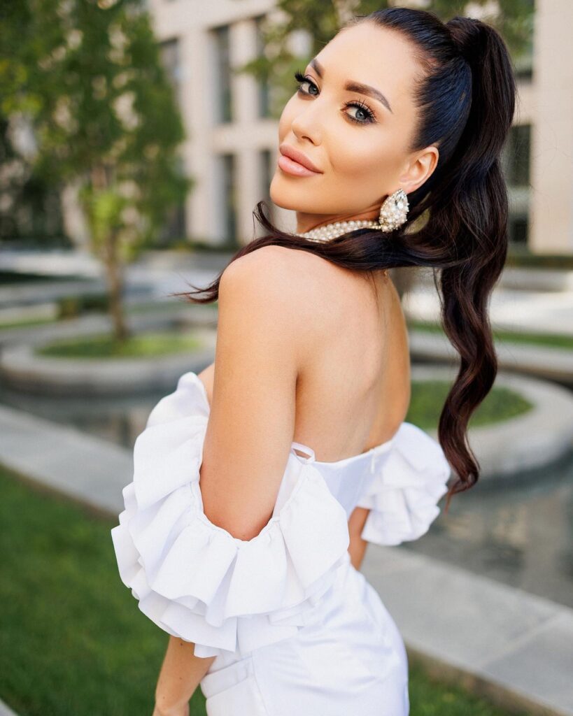 kris_tina_zadorozhnaya_1663768193_2932222592590247998_2292594737-2