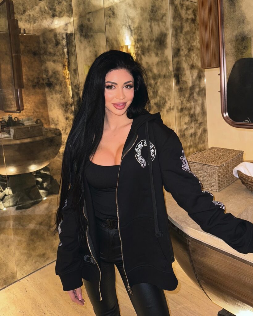 lera_bardina69_1741175485_3581562019623735140_480506467