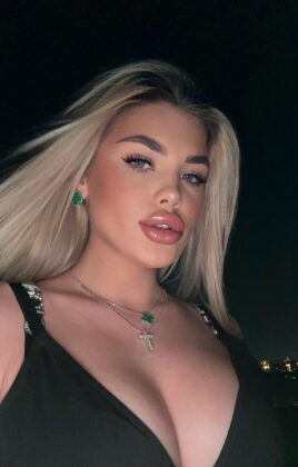 Eliza (435) Eliza (435)