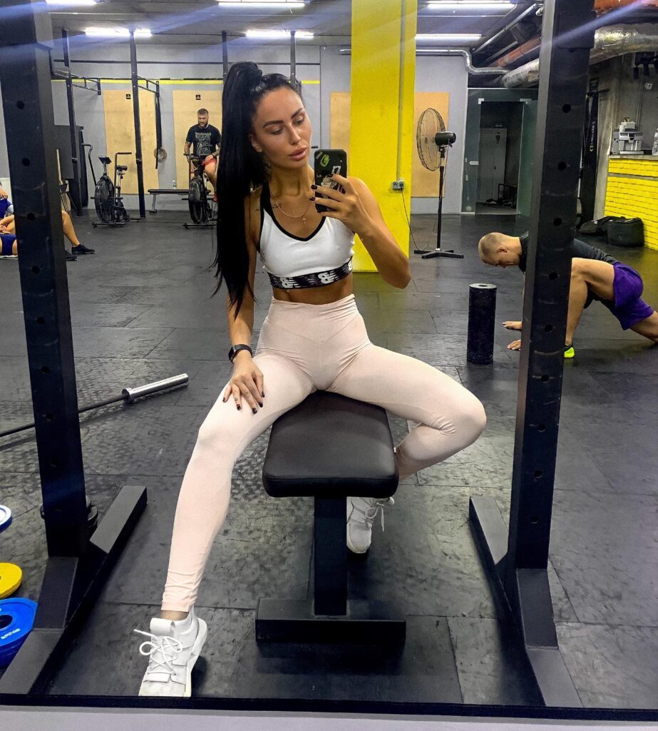 olechka_fitness_model_1660882997_2908019808167565343_7023442288