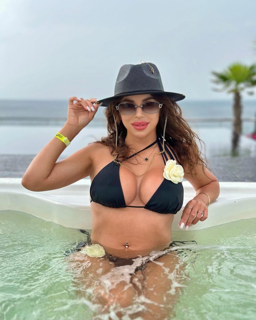 royak_hellen_1719067749_3396108887671330123_8512567099