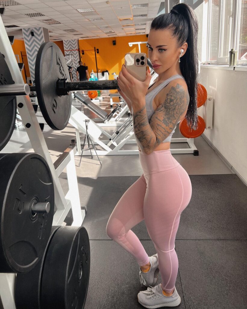 ya_fit_nes_1665575060_2947379687794898400_1400661682