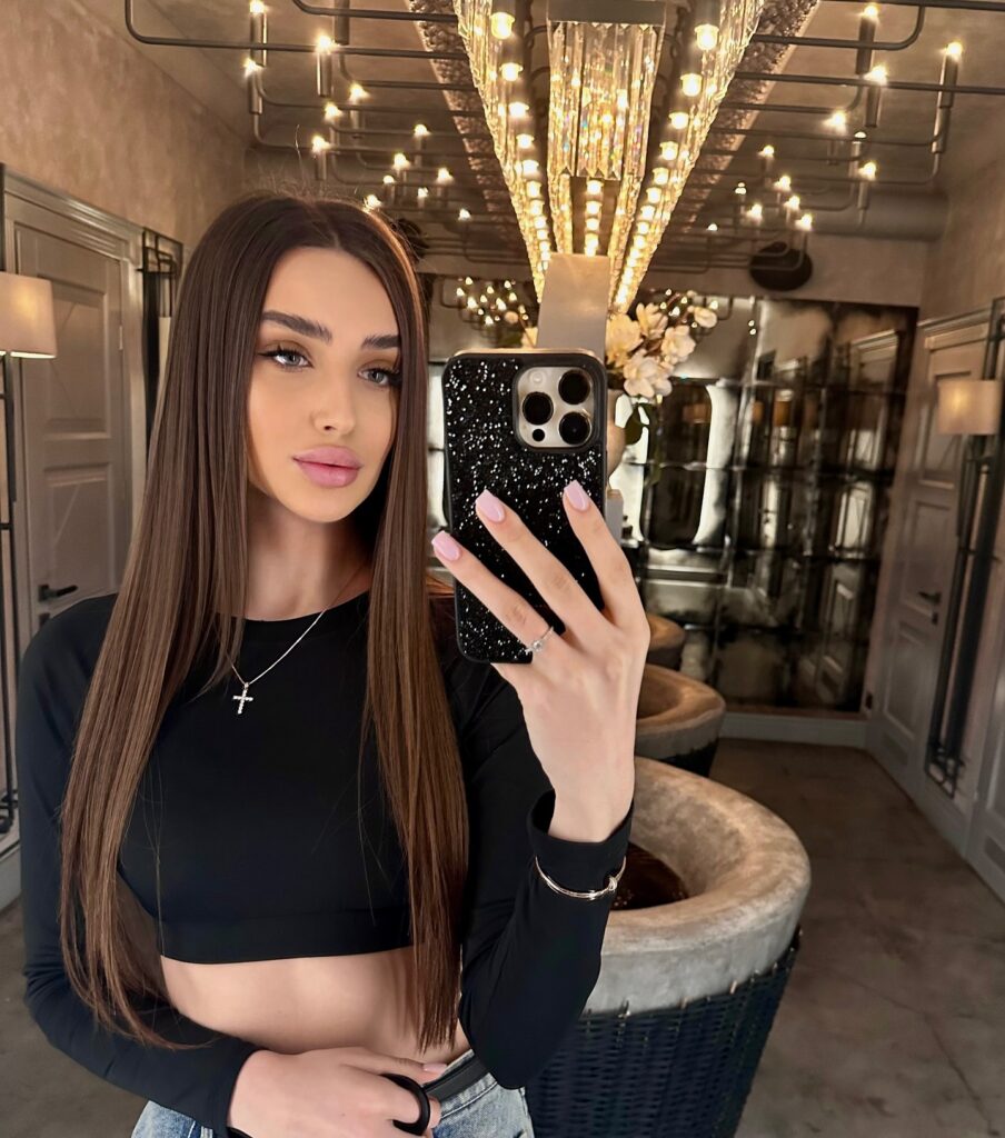 _anastasiia_9999__1708254772_3305403064914471158_7954748166