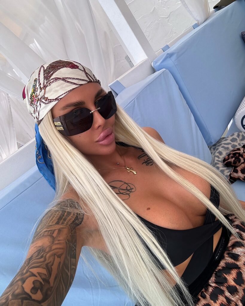 karmelitta__escobar_1721675526_3417984508167910990_46409056443