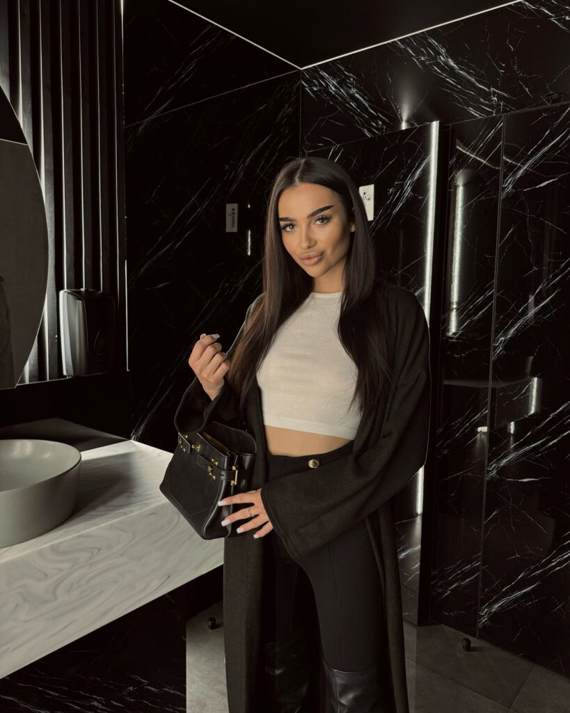 kristina_kalanzhova_1728410953_3474485363483546787_2230759095