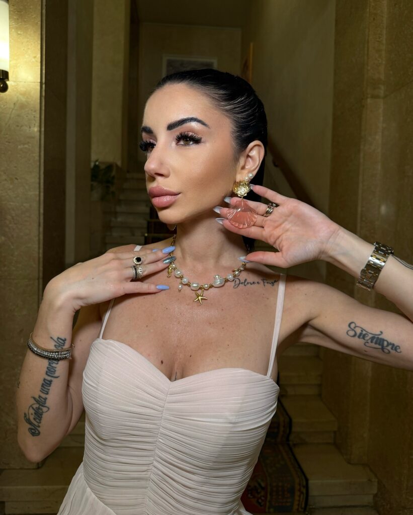 laralazia_1748922076_3646545131653987948_5542802450