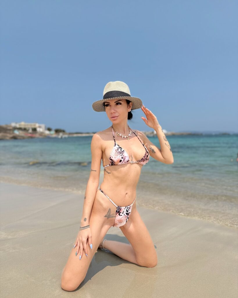 laralazia_1749565188_3651939948974181721_5542802450