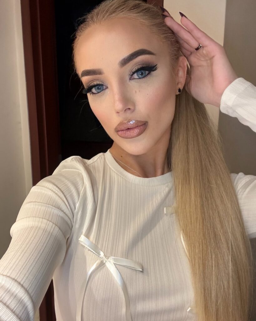 ____polina___06-01_1734472348_3525332029223851936_564208574